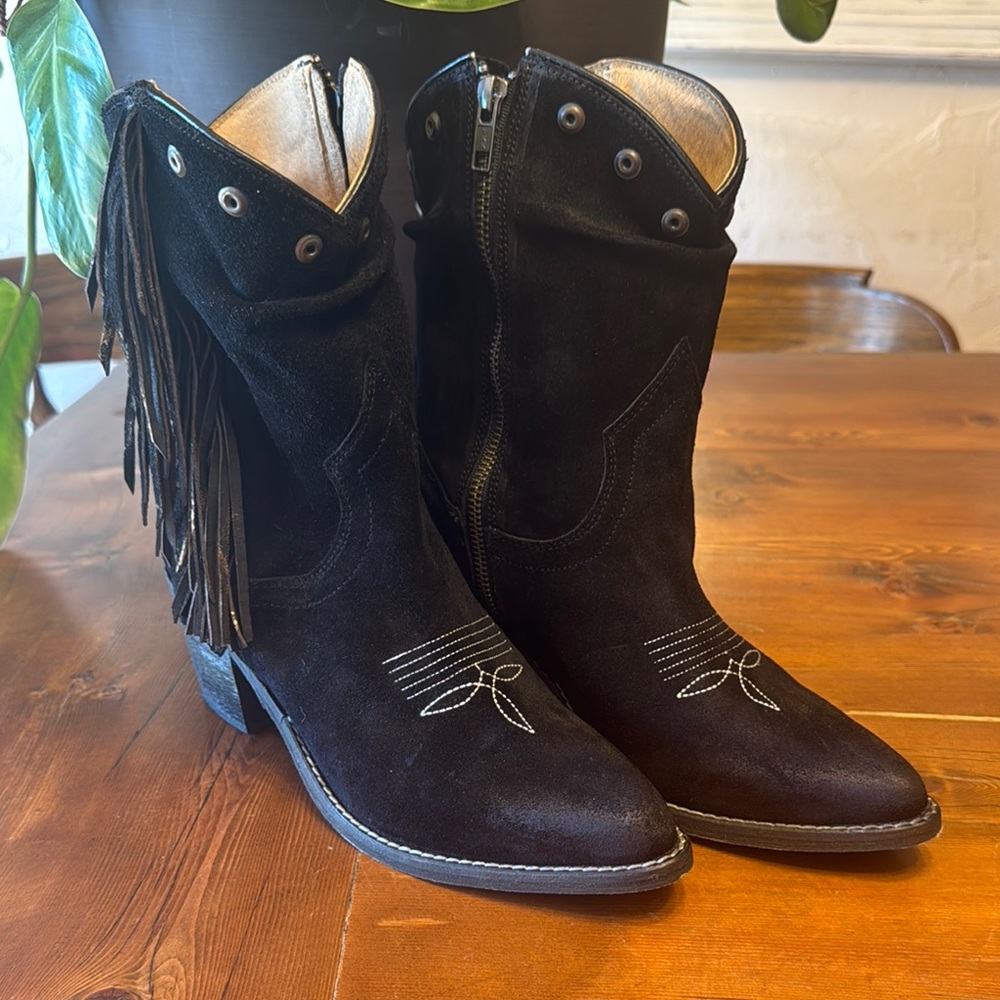 Circle G Black Ankle Boots with Fringe